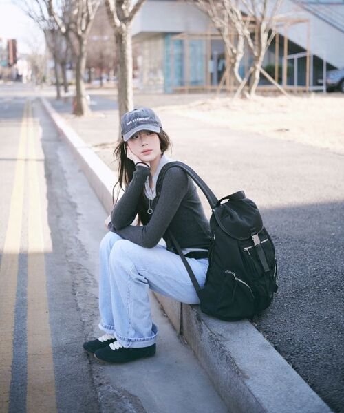 DNSR(ディーエヌエスアール)の「Multi Pocket Backpack(バックパック/リュック・メンズ・その他・OS)」の6枚目の写真