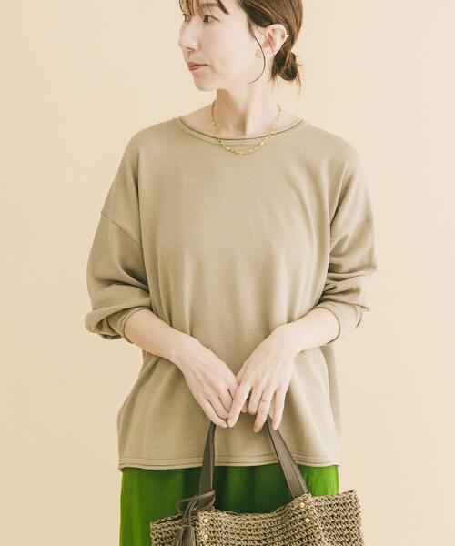 ITEMS URBANRESEARCH（アイテムズ アーバンリサーチ）の「ルーズフォルムボートネックニット（ニット/セーター・レディース・ベージュ/イエロー系その他/グレー・FREE）」の2枚目の写真