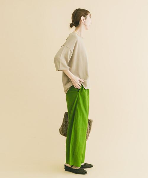 ITEMS URBANRESEARCH（アイテムズ アーバンリサーチ）の「ルーズフォルムボートネックニット（ニット/セーター・レディース・ベージュ/イエロー系その他/グレー・FREE）」の16枚目の写真