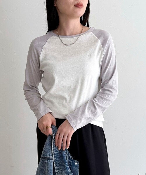 fredy emue（フレディエミュ）の「シアーラグランロンＴシャツ（Tシャツ/カットソー・レディース・オフホワイト/チャコールグレー/ブラウン・38）」の21枚目の写真