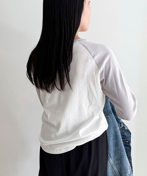 fredy emue（フレディエミュ）の「シアーラグランロンＴシャツ（Tシャツ/カットソー・レディース・オフホワイト/チャコールグレー/ブラウン・38）」の22枚目の写真