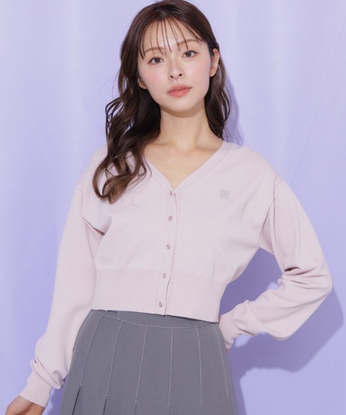 JILL by JILL STUART(ジルバイジルスチュアート)の「Link J刺繍UVカーディガン(ニット/セーター・レディース・ブルー/ピンク/ホワイト/ネイビー・FREE)」の4枚目の写真