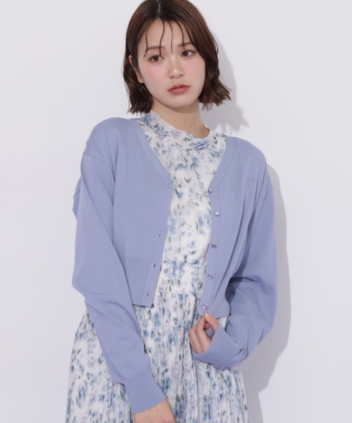 JILL by JILL STUART(ジルバイジルスチュアート)の「Link J刺繍UVカーディガン(ニット/セーター・レディース・ブルー/ピンク/ホワイト/ネイビー・FREE)」の6枚目の写真
