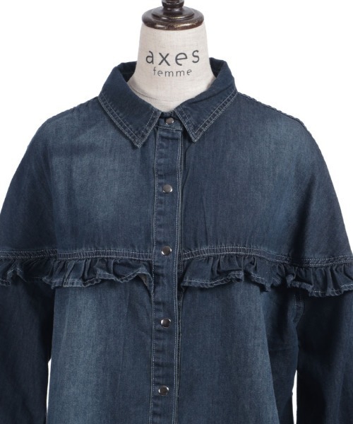 axes femme（アクシーズファム）の「フリルデニムシャツ（シャツ/ブラウス・レディース・インディゴブルー/ケミカルウォッシュ・FREE）」の11枚目の写真