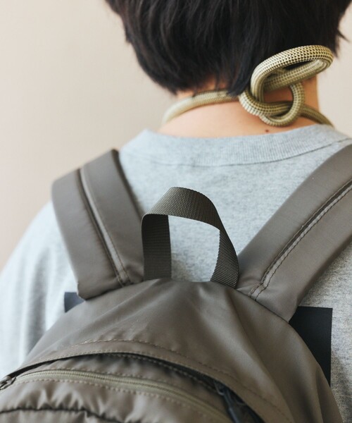 NANGA(ナンガ)の「NANGA/ナンガ ECOPAK UR DAY BAG バックパック(バックパック/リュック・メンズ・ブラック/オリーブ・ONE SIZE)」の15枚目の写真