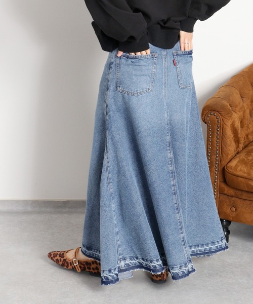 cepo（セポ）の「【歩くたび美しく揺れる】サイドタックフレアデニムスカート（デニムスカート・レディース・ブルー系3/ブルー系2・S/M/L）」の11枚目の写真