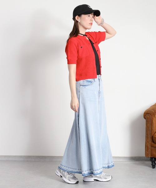 cepo（セポ）の「【歩くたび美しく揺れる】サイドタックフレアデニムスカート（デニムスカート・レディース・ブルー系3/ブルー系2・S/M/L）」の19枚目の写真