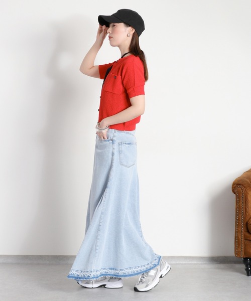 cepo（セポ）の「【歩くたび美しく揺れる】サイドタックフレアデニムスカート（デニムスカート・レディース・ブルー系3/ブルー系2・S/M/L）」の17枚目の写真