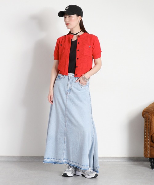 cepo（セポ）の「【歩くたび美しく揺れる】サイドタックフレアデニムスカート（デニムスカート・レディース・ブルー系3/ブルー系2・S/M/L）」の16枚目の写真