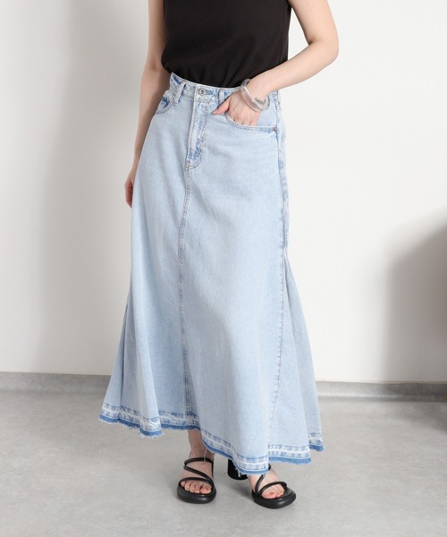 cepo（セポ）の「【歩くたび美しく揺れる】サイドタックフレアデニムスカート（デニムスカート・レディース・ブルー系3/ブルー系2・S/M/L）」の20枚目の写真