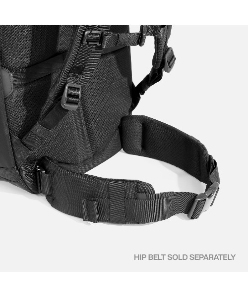 Aer（エアー）の「AER　Travel Pack 4 35L　/　AER-21071（バックパック/リュック・メンズ・ブラック・FREE）」の20枚目の写真