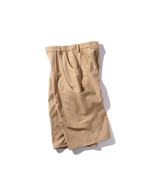 GOAT ESSENCE（ゴートエッセンス）の「TUCK CURVE WIDE SHORTS（スラックス・メンズ・ベージュ/ブラック/グレー・1/2）」の10枚目の写真