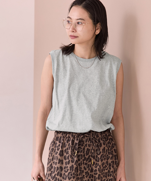 JOURNAL STANDARD(ジャーナルスタンダード)の「汗ジミ防止天竺ノースリーブ(Tシャツ/カットソー・レディース・チャコールグレー/ブラック系その他/ホワイト・FREE)」の3枚目の写真
