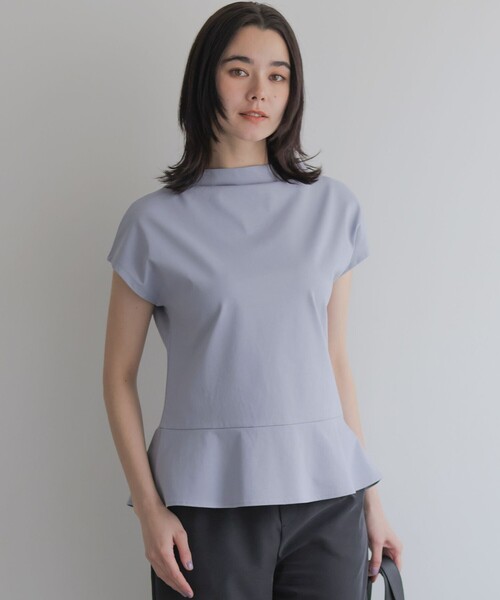 組曲(クミキョク)の「【WEB限定】プレーティング天竺 ペプラムカットソー(Tシャツ/カットソー・レディース・ホワイト系/ライトグレー系/ブラック系・2/3)」の3枚目の写真