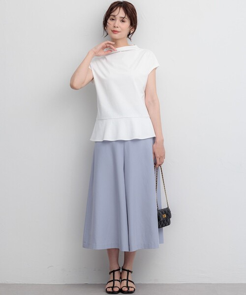 組曲(クミキョク)の「【WEB限定】プレーティング天竺 ペプラムカットソー(Tシャツ/カットソー・レディース・ホワイト系/ライトグレー系/ブラック系・2/3)」の17枚目の写真