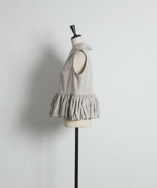 ARVELLIA(アルベリア)の「GATHERED HEM SLEEVELESS TOP(シャツ/ブラウス・レディース・グレイッシュベージュ/ブラック・M)」の15枚目の写真