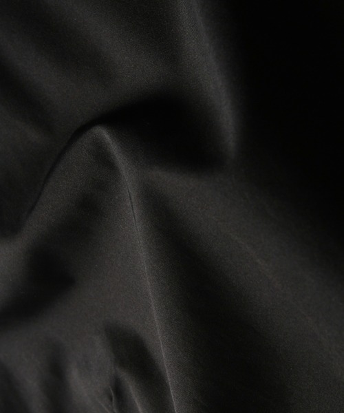 ARVELLIA(アルベリア)の「GATHERED HEM SLEEVELESS TOP(シャツ/ブラウス・レディース・グレイッシュベージュ/ブラック・M)」の3枚目の写真