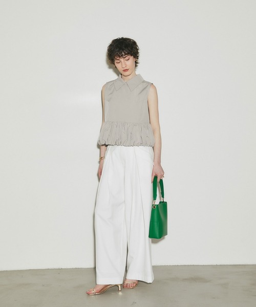 ARVELLIA(アルベリア)の「GATHERED HEM SLEEVELESS TOP(シャツ/ブラウス・レディース・グレイッシュベージュ/ブラック・M)」の9枚目の写真