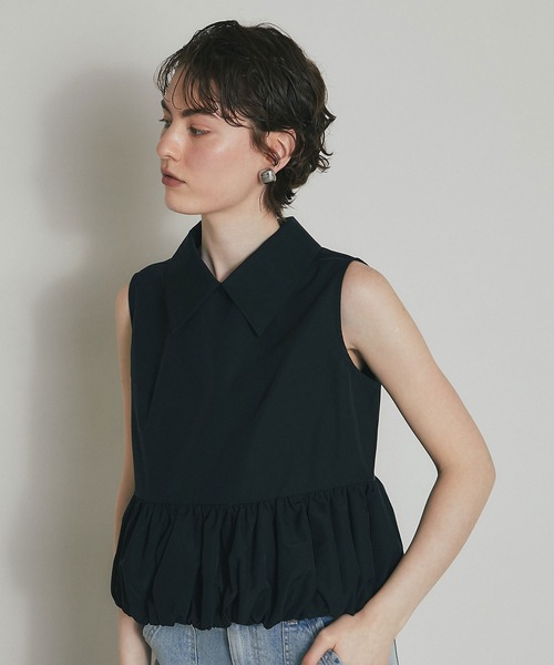 ARVELLIA(アルベリア)の「GATHERED HEM SLEEVELESS TOP(シャツ/ブラウス・レディース・グレイッシュベージュ/ブラック・M)」の11枚目の写真