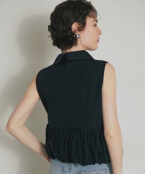 ARVELLIA(アルベリア)の「GATHERED HEM SLEEVELESS TOP(シャツ/ブラウス・レディース・グレイッシュベージュ/ブラック・M)」の12枚目の写真