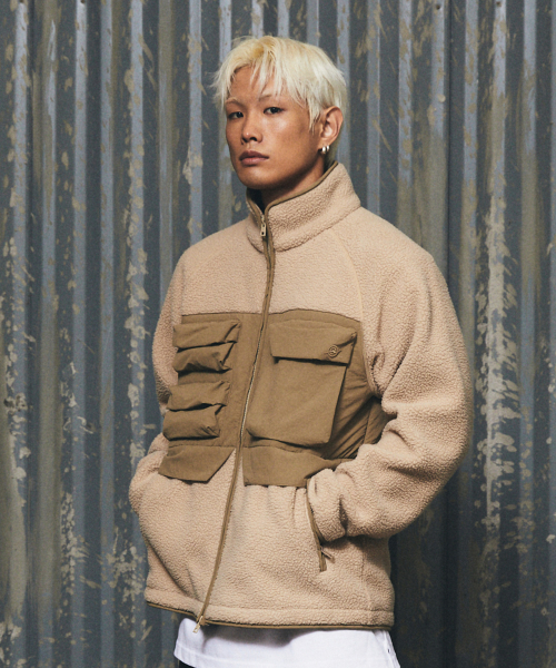 KALAPATTHAR(カラパタール)の「KP LOGO UTILITY POCKET HEAVY FLEECE JACKET - BEIGE(その他アウター・メンズ・その他・MEDIUM/LARGE/X-LARGE)」の6枚目の写真