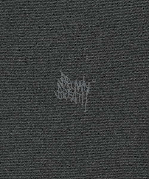 BROWNBREATH（ブラウンブレス）の「TAG PIGMENT TEE - CHARCOAL（Tシャツ/カットソー・レディース・その他・SMALL/MEDIUM/LARGE/X-LARGE/2XL）」の4枚目の写真