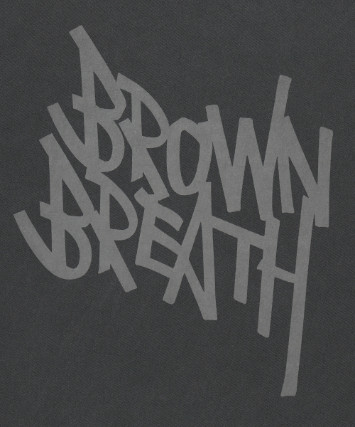 BROWNBREATH（ブラウンブレス）の「TAG PIGMENT TEE - CHARCOAL（Tシャツ/カットソー・レディース・その他・SMALL/MEDIUM/LARGE/X-LARGE/2XL）」の6枚目の写真