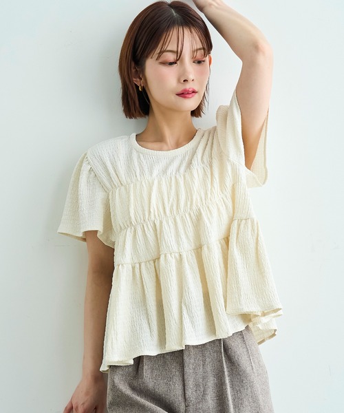 mil(ミル)の「【待望の再入荷♪】 カット楊柳 シャーリングペプラムブラウス 【587175】(シャツ/ブラウス・レディース・モカ/ブラック/オフホワイト/ピンク・ONE SIZE)」の2枚目の写真