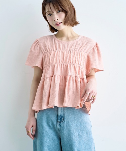mil(ミル)の「【待望の再入荷♪】 カット楊柳 シャーリングペプラムブラウス 【587175】(シャツ/ブラウス・レディース・モカ/ブラック/オフホワイト/ピンク・ONE SIZE)」の1枚目の写真