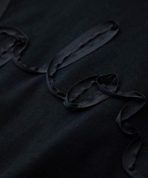 SALON adam et rope'(サロン アダム エ ロペ)の「テープ刺繍コンパクトTシャツ(Tシャツ/カットソー・レディース・オフホワイト/ブラック・FREE)」の21枚目の写真