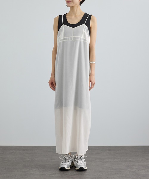 SALON adam et rope'（サロン アダム エ ロペ）の「コットンボイルシアーキャミワンピース（ワンピース・レディース・ブラック/オフホワイト・FREE）」の10枚目の写真