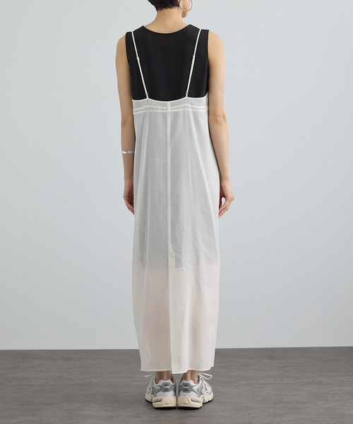 SALON adam et rope'（サロン アダム エ ロペ）の「コットンボイルシアーキャミワンピース（ワンピース・レディース・ブラック/オフホワイト・FREE）」の12枚目の写真