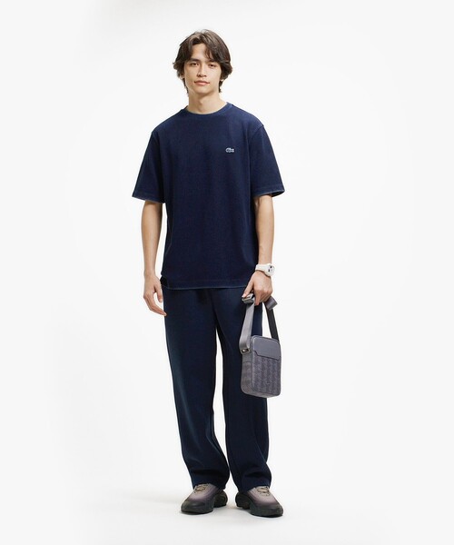 LACOSTE(ラコステ)の「オーバーサイズ ウォッシュ加工 インディゴ Tシャツ(Tシャツ/カットソー・メンズ・ダークインディゴブルー/インディゴブルー・5/3/4/2)」の13枚目の写真