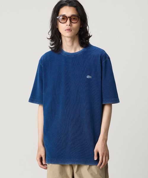 LACOSTE(ラコステ)の「オーバーサイズ ウォッシュ加工 インディゴ Tシャツ(Tシャツ/カットソー・メンズ・ダークインディゴブルー/インディゴブルー・5/3/4/2)」の1枚目の写真