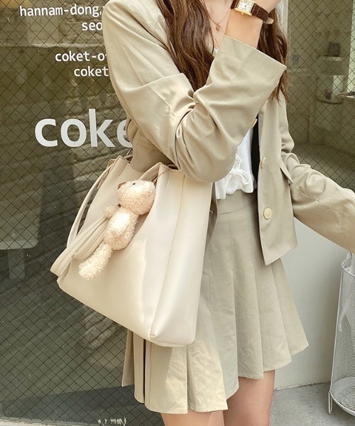 Teem Store(チームストア)の「【大容量/A4対応】2WAYダブルハンドルトートバッグ 通勤 通学(トートバッグ・レディース・ブラック/アイボリー・F)」の14枚目の写真