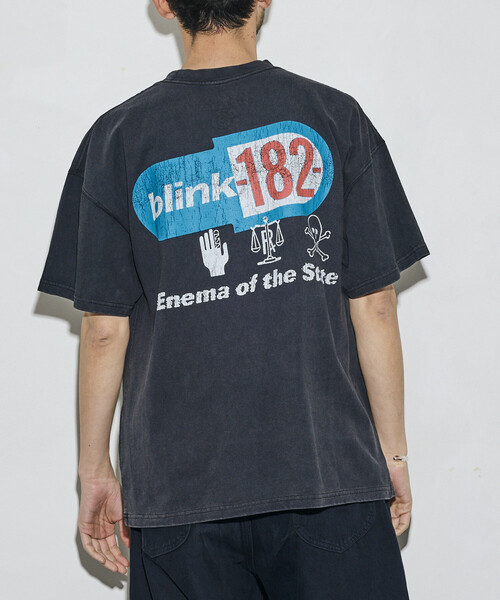 FREAK'S STORE(フリークスストア)の「【EXCLUSIVE】BLINK182 print Tee / ブリンク182 プリント クルーネック Tシャツ(Tシャツ/カットソー・メンズ・ブラック・MEDIUM/LARGE/X-LARGE)」の7枚目の写真