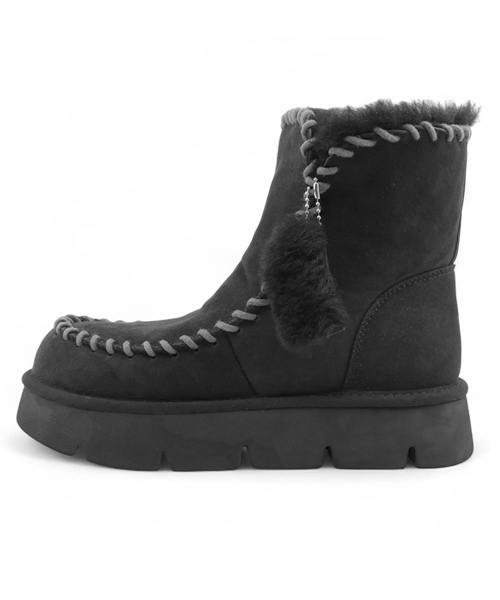 YASE(ヤセ)の「ソンイソンイxヤセ ハンドスイング 天然羊毛ブーツ ブラック(ブーツ・レディース・その他・23cm/24cm/25cm/26cm/27cm/28cm/29cm)」の8枚目の写真