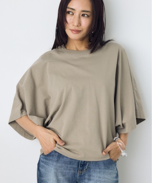 AZUL by moussy(アズールバイマウジー)の「アーバンコットンドルマンTシャツ(Tシャツ/カットソー・レディース・オフホワイト/ブラック/レッド/ライトカーキ/ダークベージュ・SMALL/MEDIUM)」の4枚目の写真