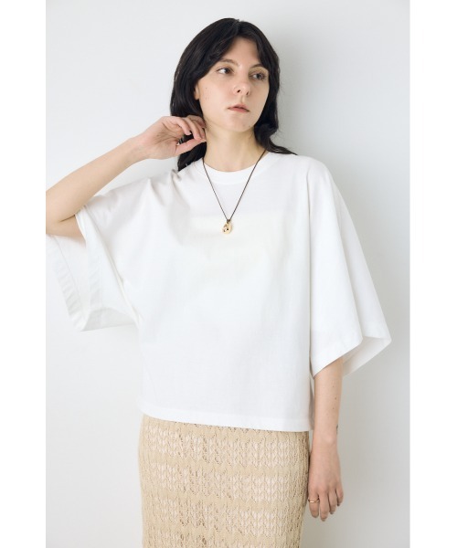 AZUL by moussy(アズールバイマウジー)の「アーバンコットンドルマンTシャツ(Tシャツ/カットソー・レディース・オフホワイト/ブラック/レッド/ライトカーキ/ダークベージュ・SMALL/MEDIUM)」の6枚目の写真