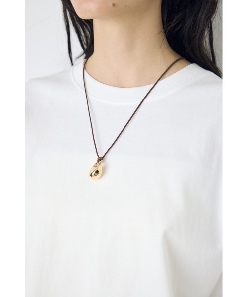 AZUL by moussy(アズールバイマウジー)の「アーバンコットンドルマンTシャツ(Tシャツ/カットソー・レディース・オフホワイト/ブラック/レッド/ライトカーキ/ダークベージュ・SMALL/MEDIUM)」の11枚目の写真