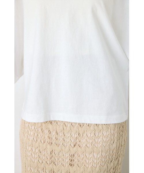 AZUL by moussy(アズールバイマウジー)の「アーバンコットンドルマンTシャツ(Tシャツ/カットソー・レディース・オフホワイト/ブラック/レッド/ライトカーキ/ダークベージュ・SMALL/MEDIUM)」の13枚目の写真
