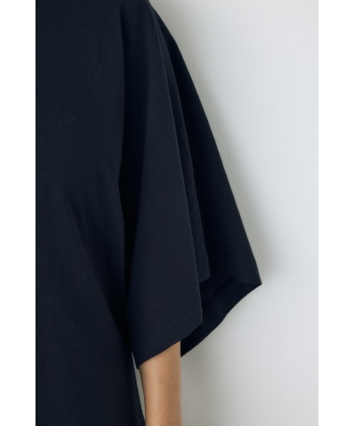 AZUL by moussy(アズールバイマウジー)の「アーバンコットンドルマンTシャツ(Tシャツ/カットソー・レディース・オフホワイト/ブラック/レッド/ライトカーキ/ダークベージュ・SMALL/MEDIUM)」の20枚目の写真