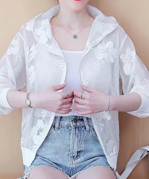 mielu(ミエル)の「シアーフラワーブルゾン(ブルゾン・レディース・ブラック/ホワイト・LARGE/MEDIUM)」の9枚目の写真