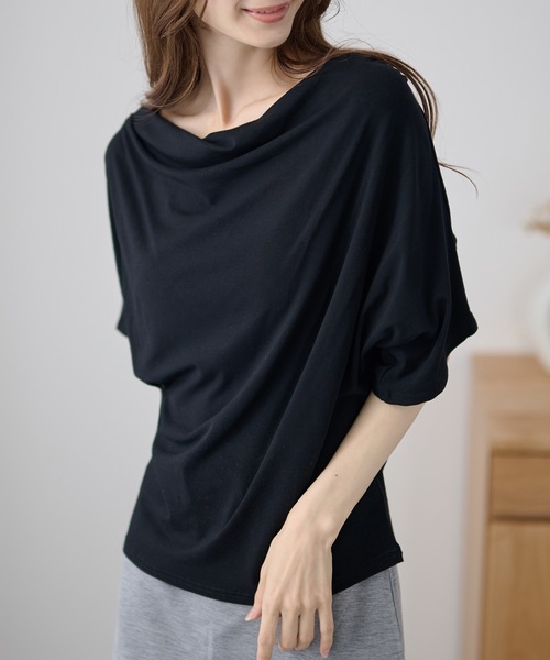 DAYRA(デイラ)の「ドレープ オープンショルダー ドルマン 半袖 カットソー(Tシャツ/カットソー・レディース・ホワイト/ブラック/グレー・FREE)」の7枚目の写真