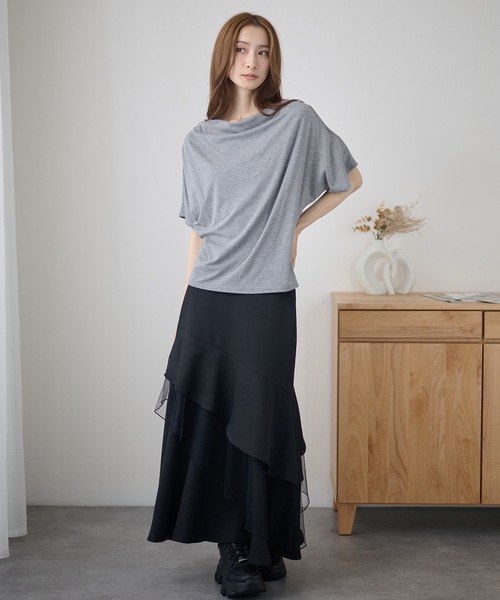 DAYRA(デイラ)の「ドレープ オープンショルダー ドルマン 半袖 カットソー(Tシャツ/カットソー・レディース・ホワイト/ブラック/グレー・FREE)」の9枚目の写真
