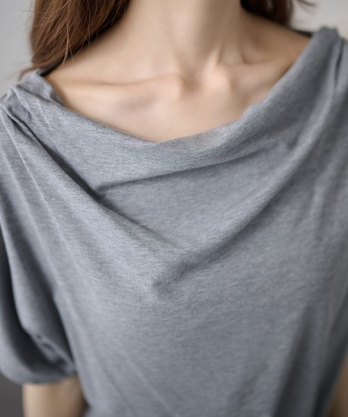 DAYRA(デイラ)の「ドレープ オープンショルダー ドルマン 半袖 カットソー(Tシャツ/カットソー・レディース・ホワイト/ブラック/グレー・FREE)」の21枚目の写真