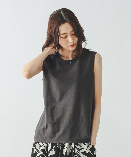 GLOBAL WORK（グローバルワーク）の「Fffit エフィット/冷感ツイルプルオーバーノースリーブ/668257（Tシャツ/カットソー・レディース・ブラック/モカ/チャコールグレー/ホワイト系その他2・LARGE/MEDIUM/X-LARGE/SMALL）」の21枚目の写真
