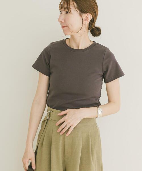 ITEMS URBANRESEARCH（アイテムズ アーバンリサーチ）の「コンパクトTシャツ（Tシャツ/カットソー・レディース・ライトピンク/チャコールグレー/ベージュ/ホワイト・FREE）」の3枚目の写真