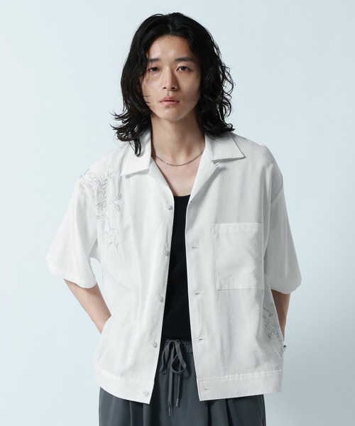 RAGEBLUE（レイジブルー）の「Flower Stitch Open Collar Shirts/フラワー刺繍オープンカラーシャツ（シャツ/ブラウス・メンズ・ライトブルー/ブラック/ホワイト・MEDIUM/LARGE）」の9枚目の写真