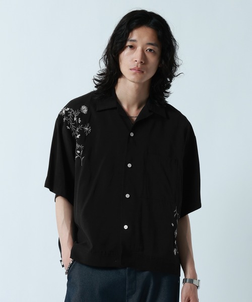 RAGEBLUE（レイジブルー）の「Flower Stitch Open Collar Shirts/フラワー刺繍オープンカラーシャツ（シャツ/ブラウス・メンズ・ライトブルー/ブラック/ホワイト・MEDIUM/LARGE）」の16枚目の写真